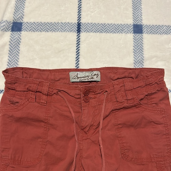 American Rag Cie cargo pants maroon color - Picture 5 of 7